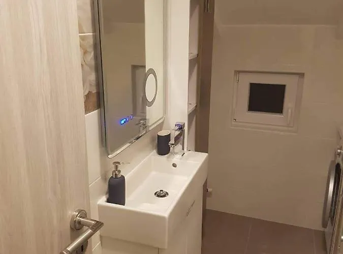 And Ivana Apartament Krk Town