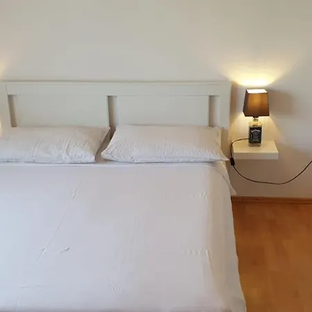 And Ivana Lägenhet Krk Town