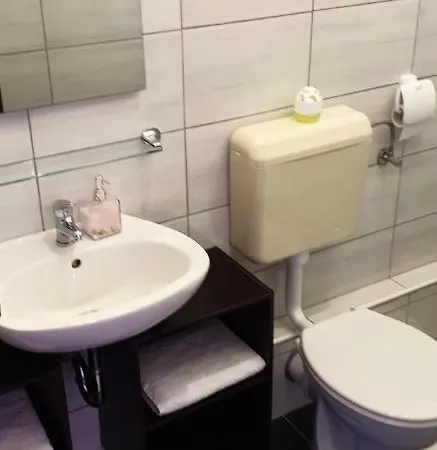 And Ivana Lägenhet Krk Town