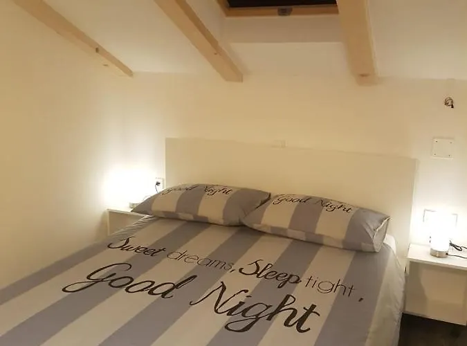 And Ivana شقة كرك